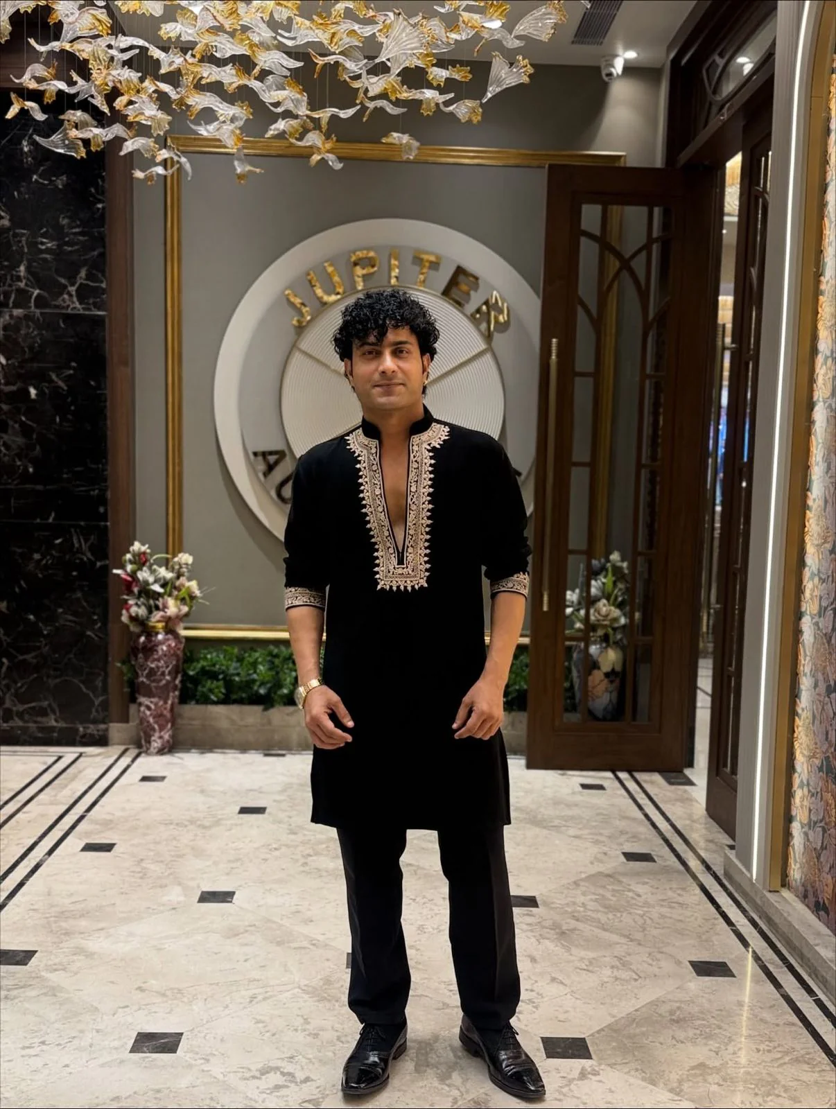 BLACK EMBROIDERED V NECK DESIGNER KURTA PAJAMA SET - Image 2