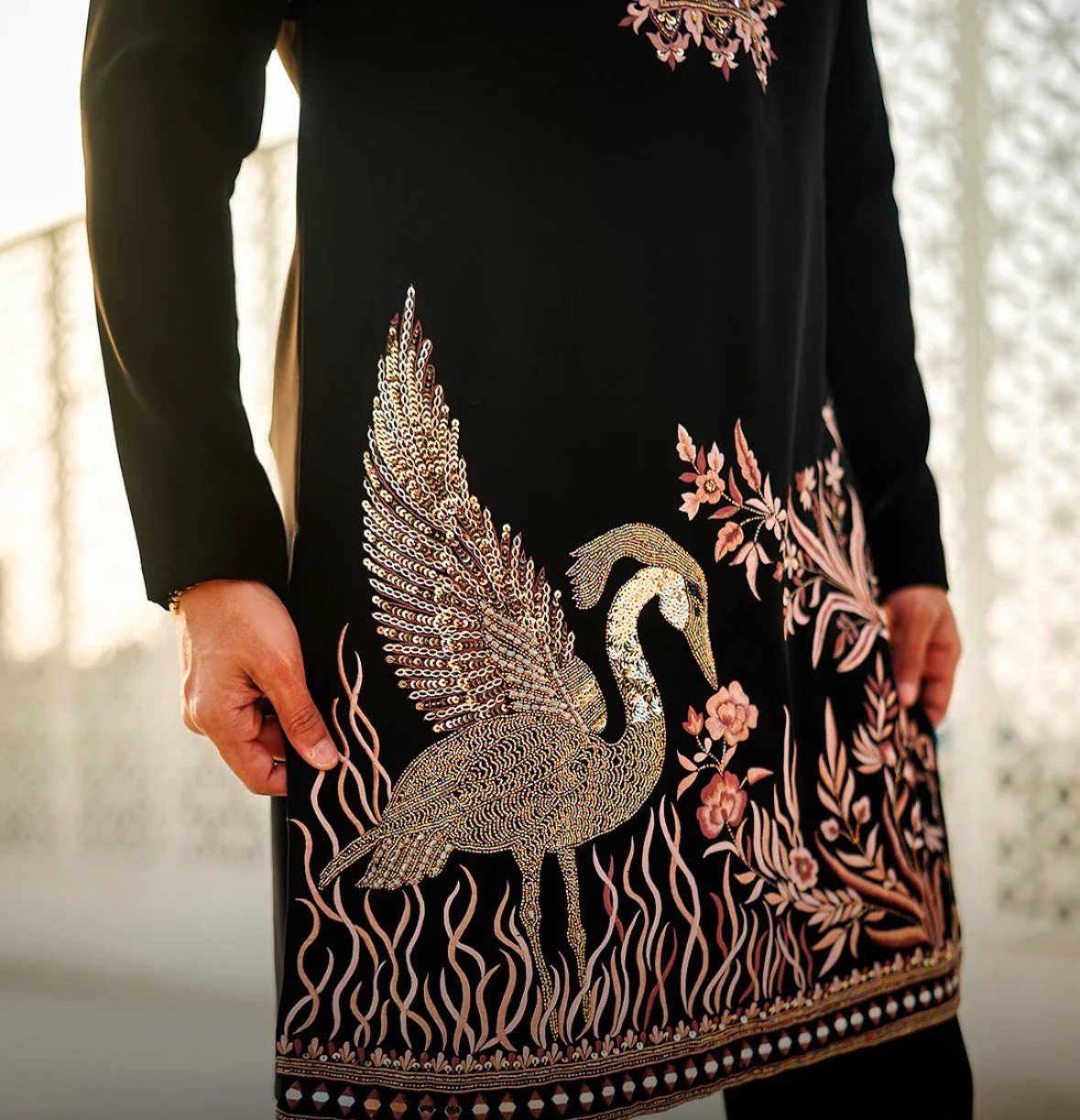 BLACK HEAVY FLAMINGO SEQUENCE EMBROIDERED KURTA WITH PAJAMA - Image 6