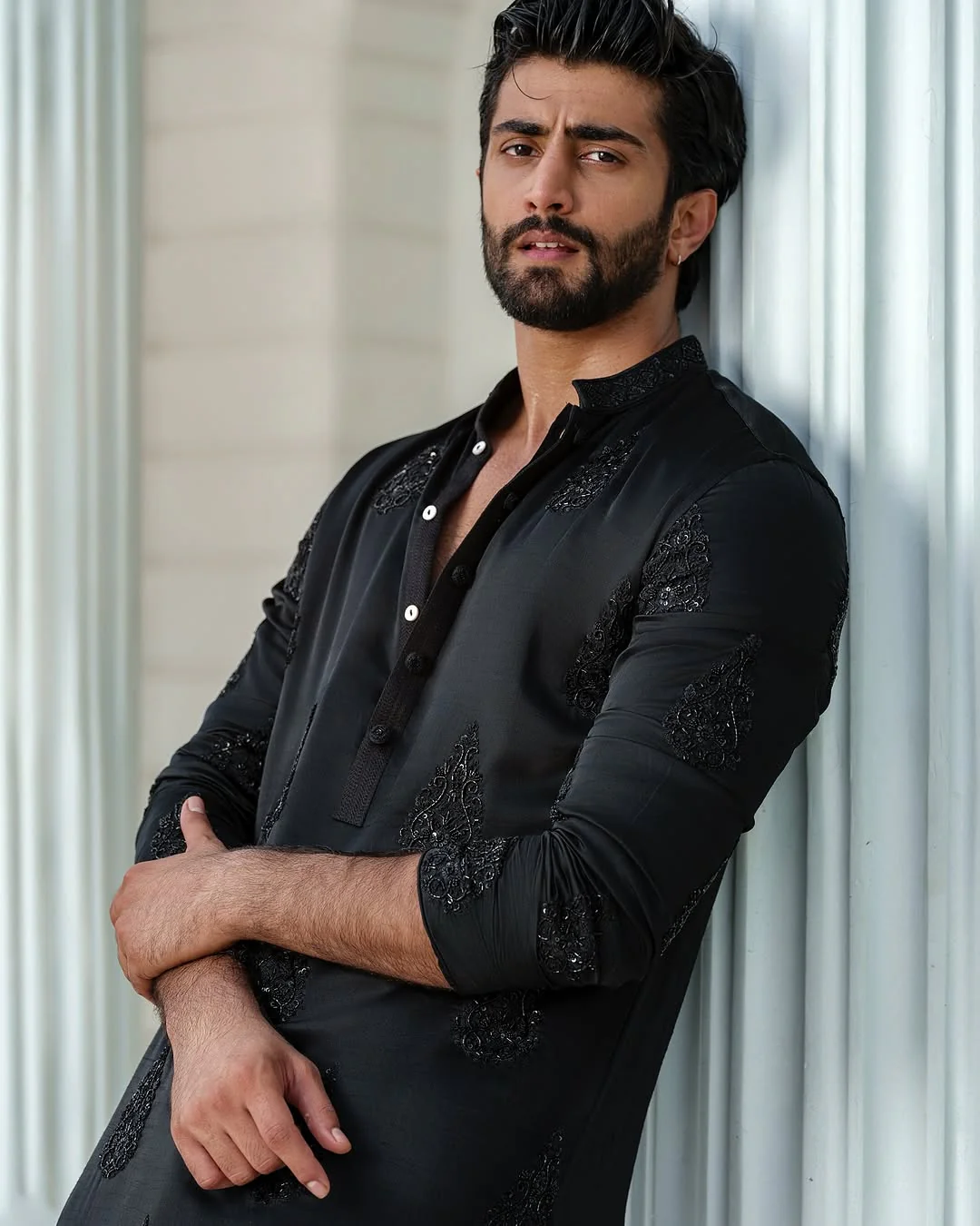BLACK HEND WORK MOTIF EMBROIDERED KURTA WITH PAJAMA - Image 3