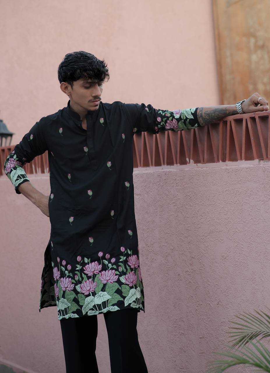 BLACK PINK LOTUS HEAVY FLORAL EMBROIDERED KURTA WITH PAJAMA - Image 3