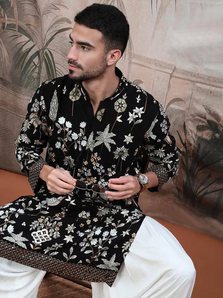 MEN'S EMBROIDERED BLACK KURTA PANT SET - Image 2