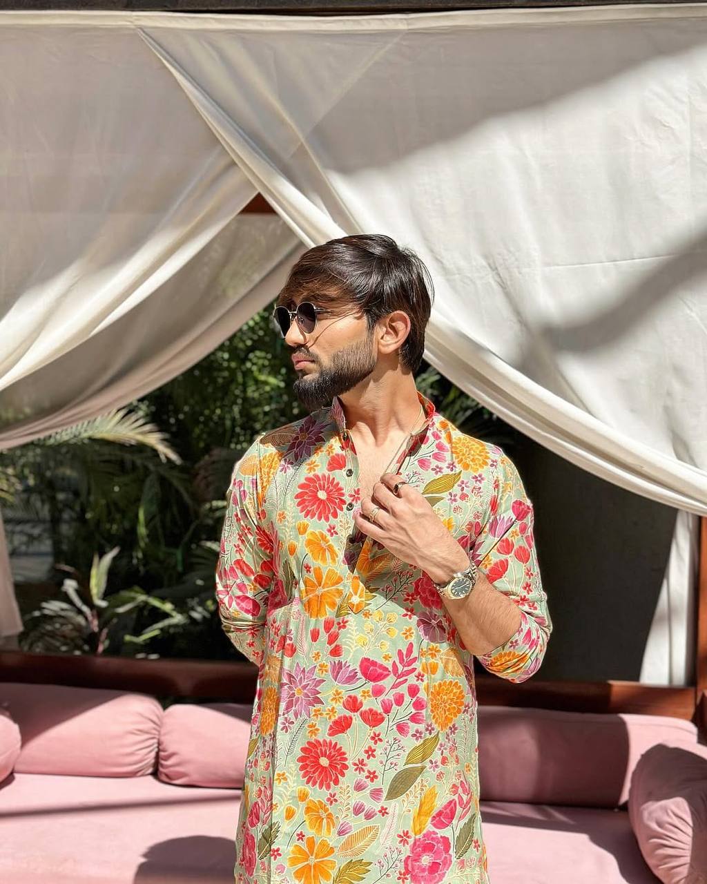 MULTI FLOWER PRINTED KURTA PAJAMA SET FOR MEN'S - Image 8