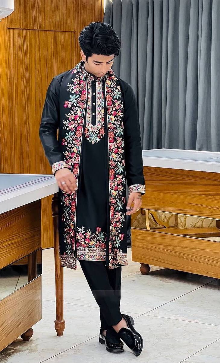 Regal BLACK Silk Kurta Set With Dupatta - Image 2