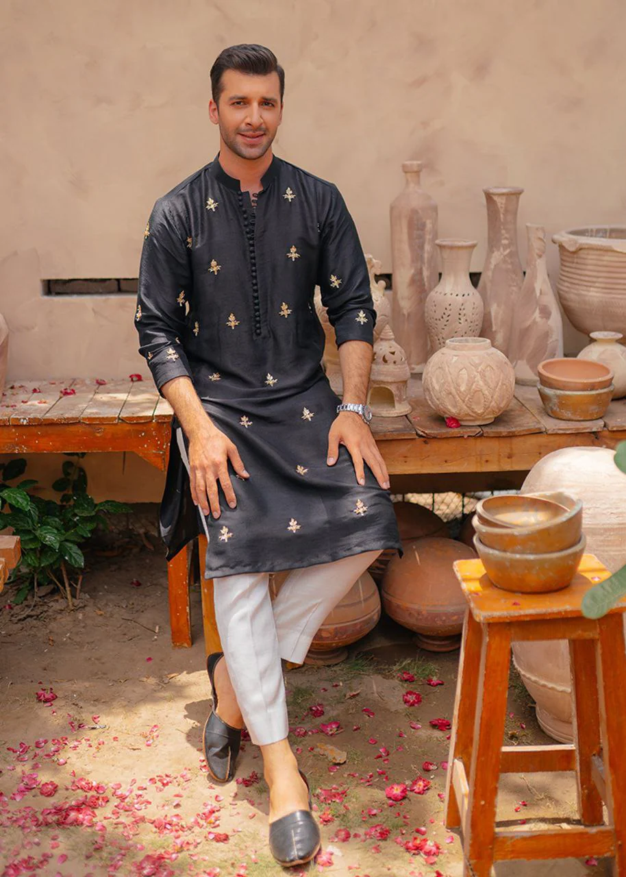 Traditional Black Embroidered Work Men's Kurta with Pajama - Image 3